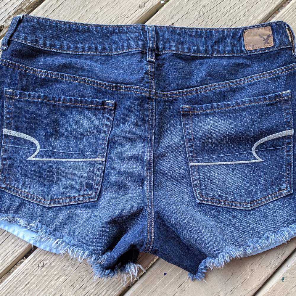 American Eagle Outfitters Blue Distressed Jean Shorts - Picture 2 of 5